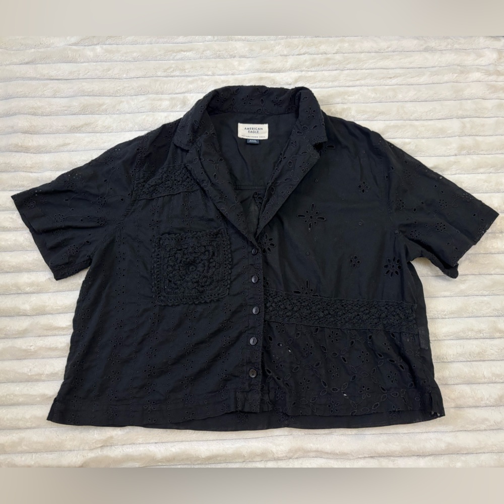 American Eagle cropped embroidered eyelet lace button up boho cottagecore top, M - Picture 8 of 12